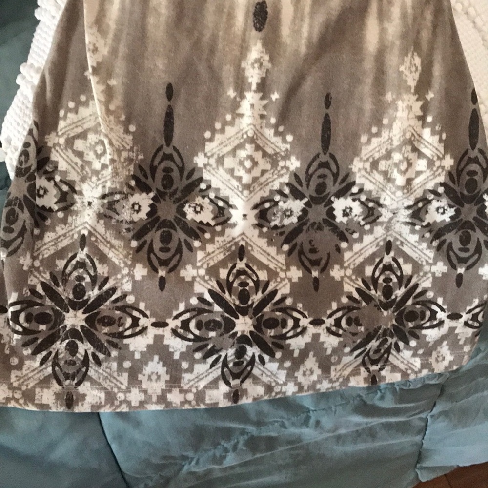 Shirt - Picture 3 of 6